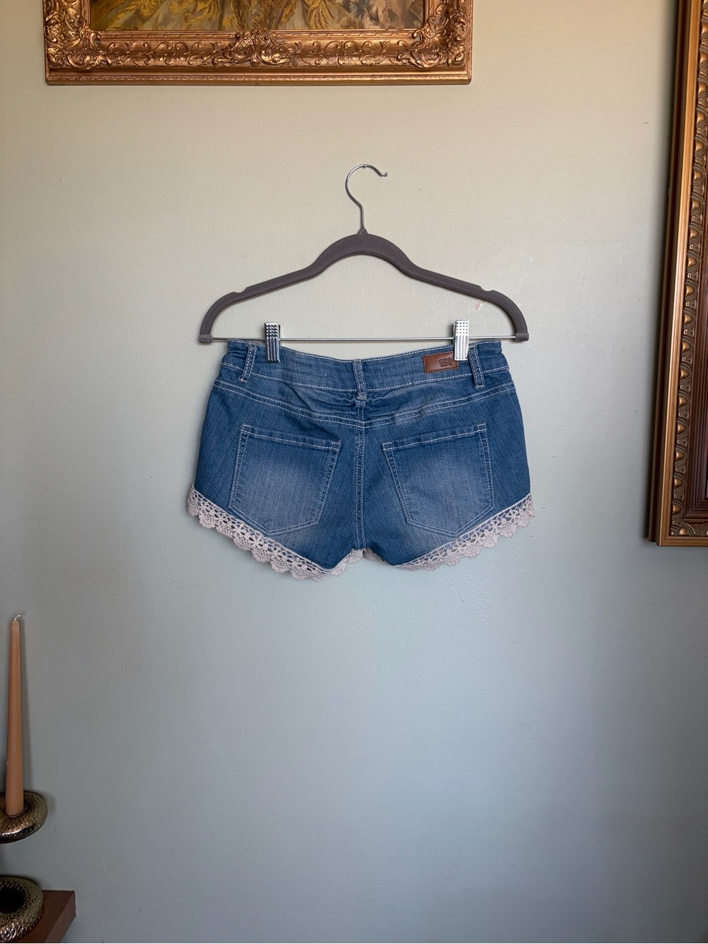 RSQ Denim Lace Boho Cali Crochet Hot Shorts Size 5 Country Cowgirl Beach Coastal - Picture 4 of 16